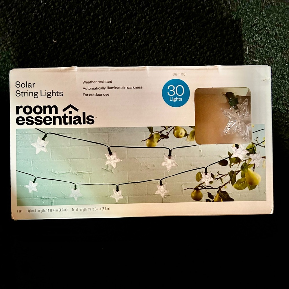 Room Essentials Outdoor Solar Star ⭐️⭐️⭐️ String Lights - White